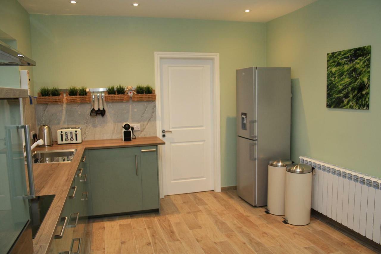 Atlantic Retreat Lodge Kinvara Buitenkant foto